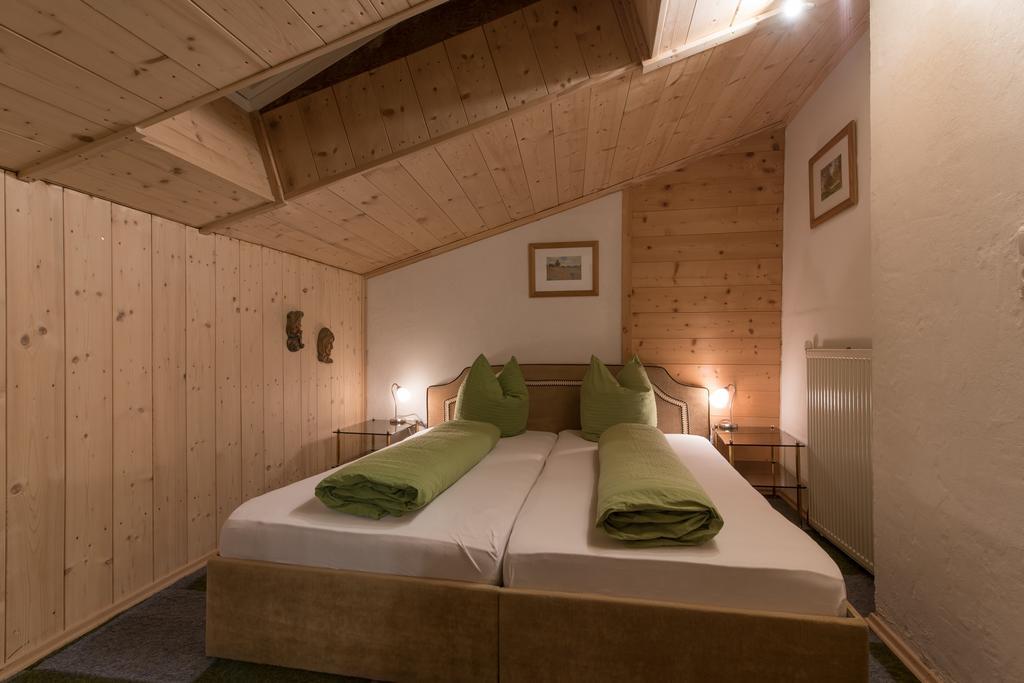 Hotel Gasthof Zur Traube Pettneu am Arlberg Zewnętrze zdjęcie