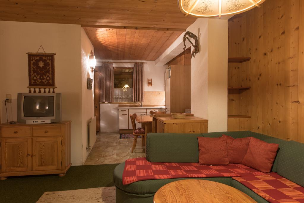 Hotel Gasthof Zur Traube Pettneu am Arlberg Zewnętrze zdjęcie